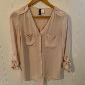 H&M Blush/Cream Button Down Shirt - Size 2